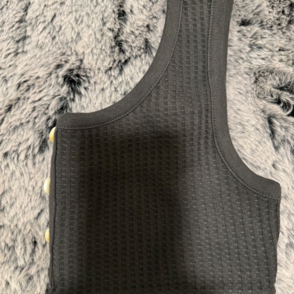 Crop Top - Picture 5 of 6